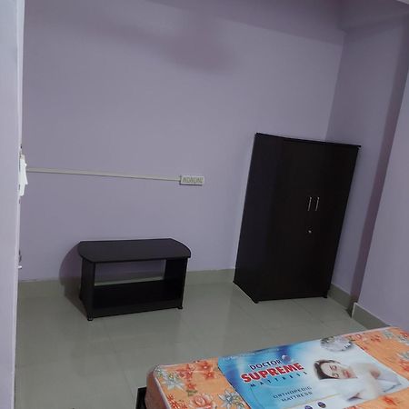 Raison Hotel Jamshedpur Bagian luar foto