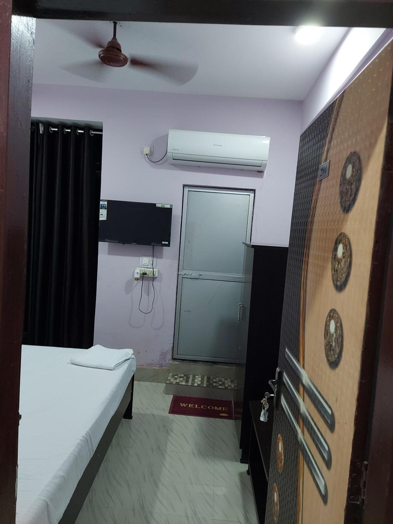 Raison Hotel Jamshedpur Bagian luar foto